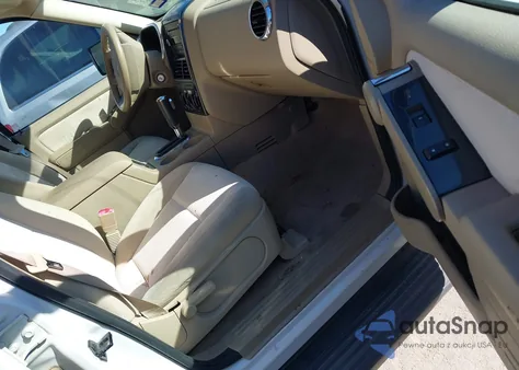 2008 Ford Explorer Xlt z USA, uszkodzony, nr VIN 1FMEU63E38UB00095